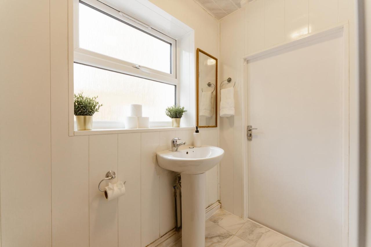 Great Rooms In Plaistow ลอนดอน ภายนอก รูปภาพ