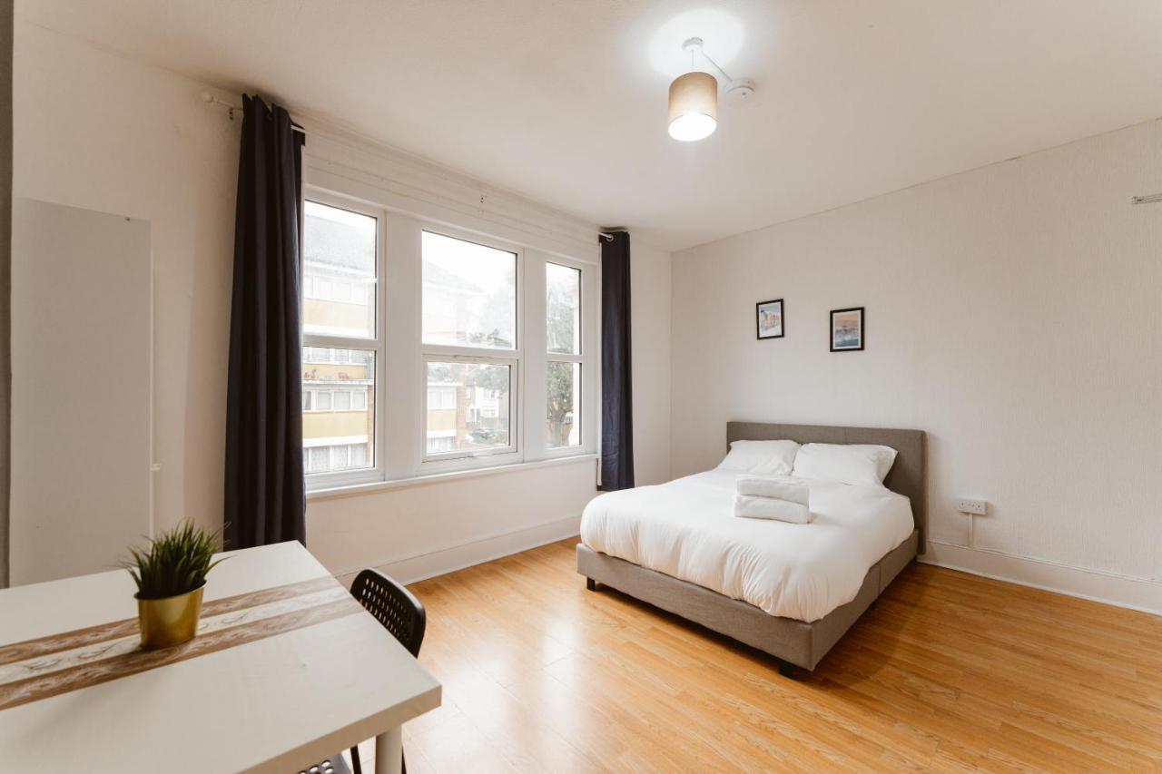 Great Rooms In Plaistow ลอนดอน ภายนอก รูปภาพ
